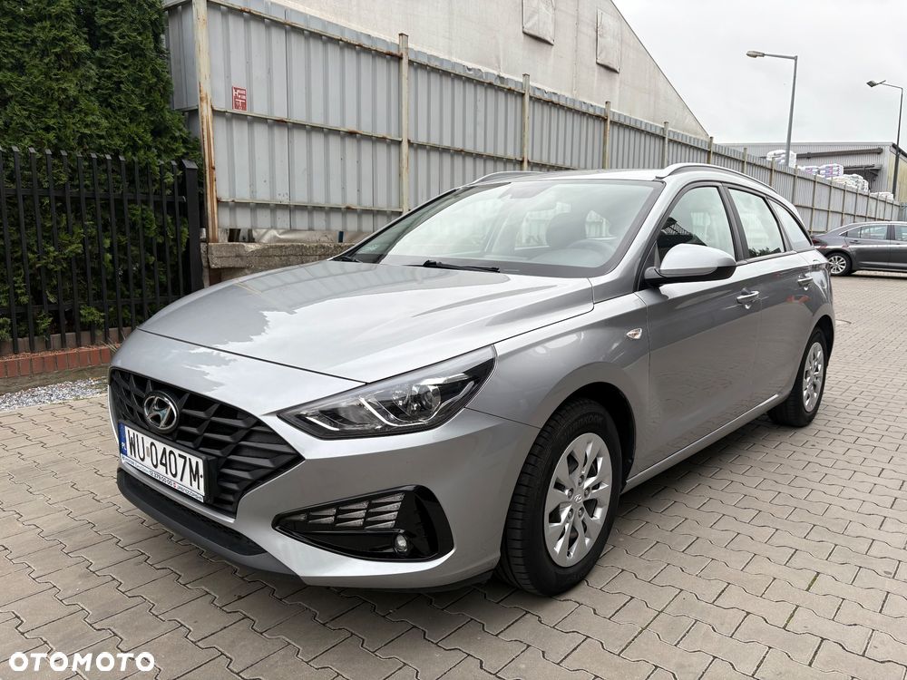 Hyundai i30 1.5 DPI Classic + - 4