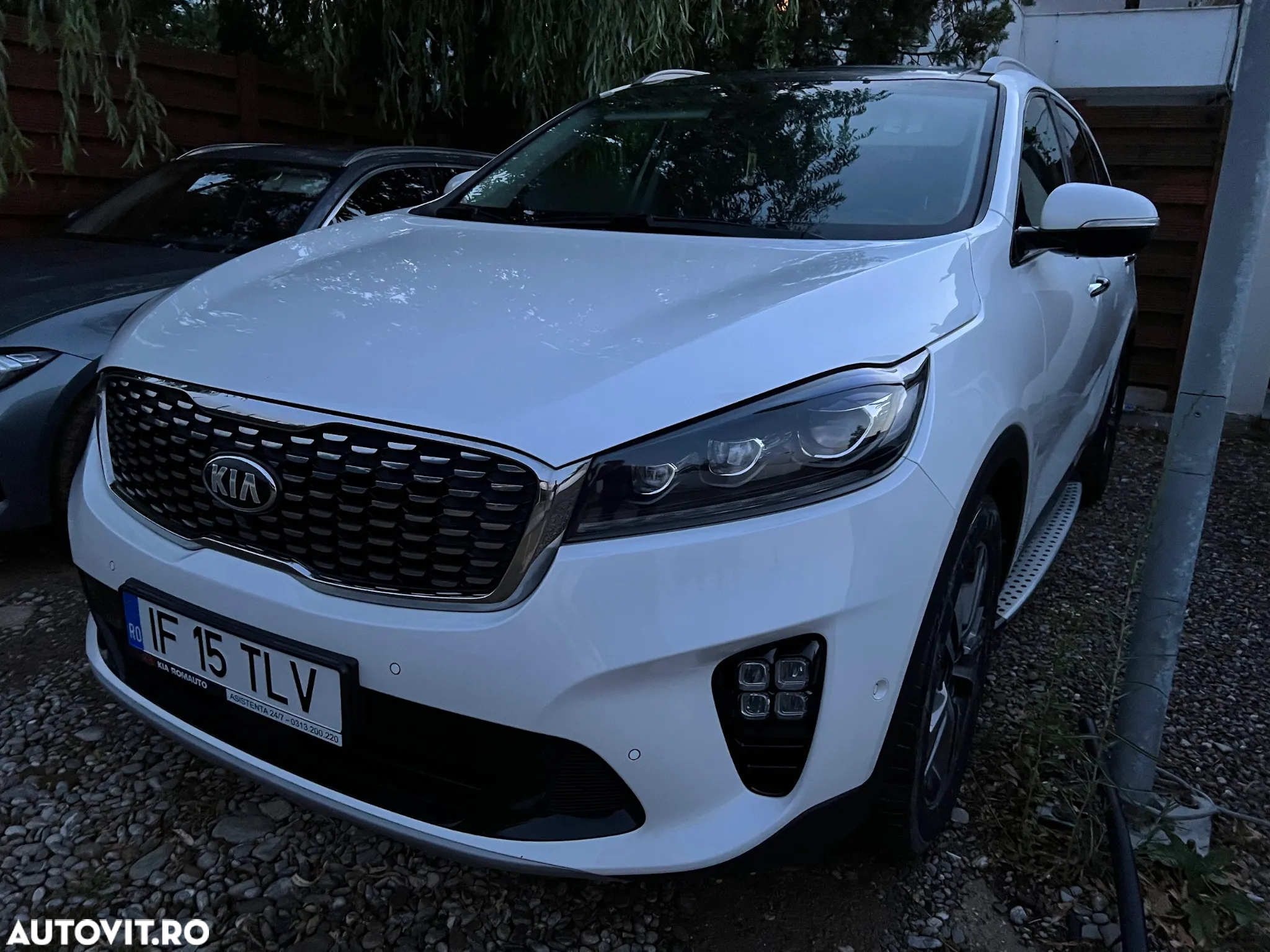 Kia Sorento 2.2 DSL 8AT 4x4 Cosmo - 5