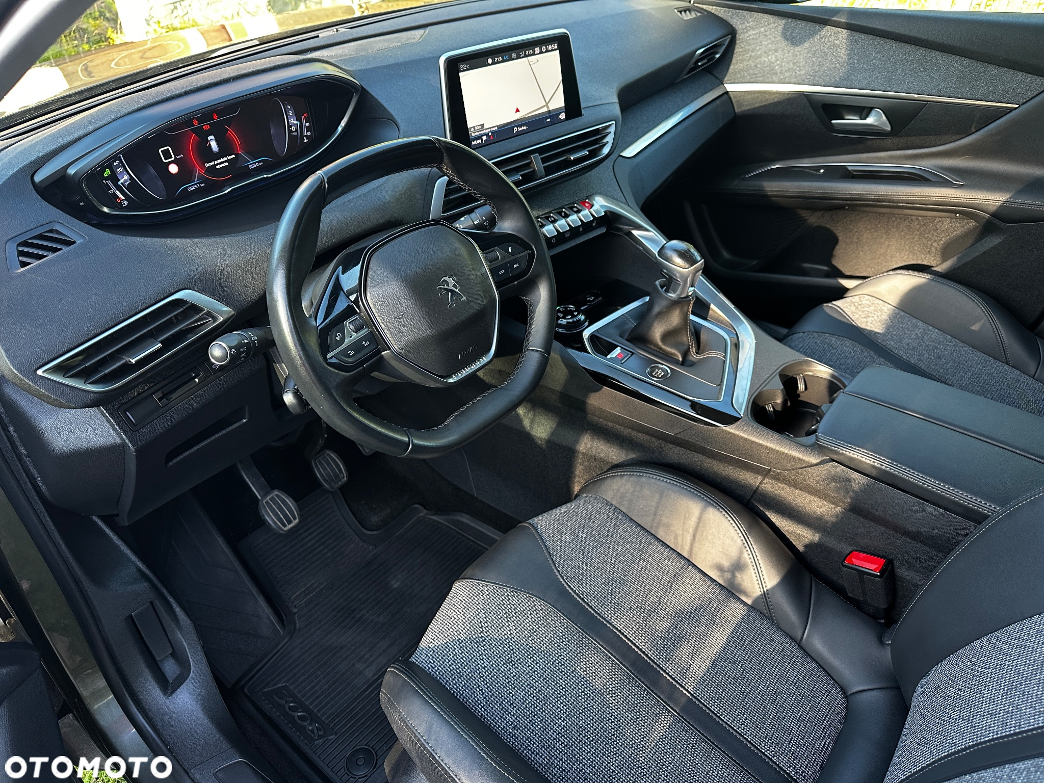 Peugeot 3008 1.2 PureTech GPF Allure S&S - 14