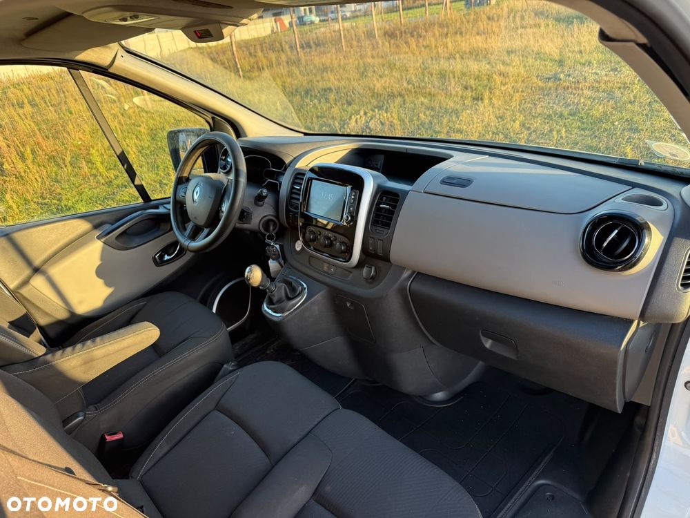 Renault Trafic - 14
