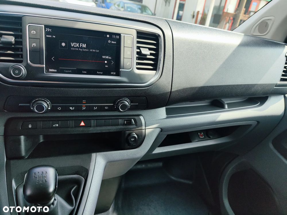 Opel Vivaro - 18