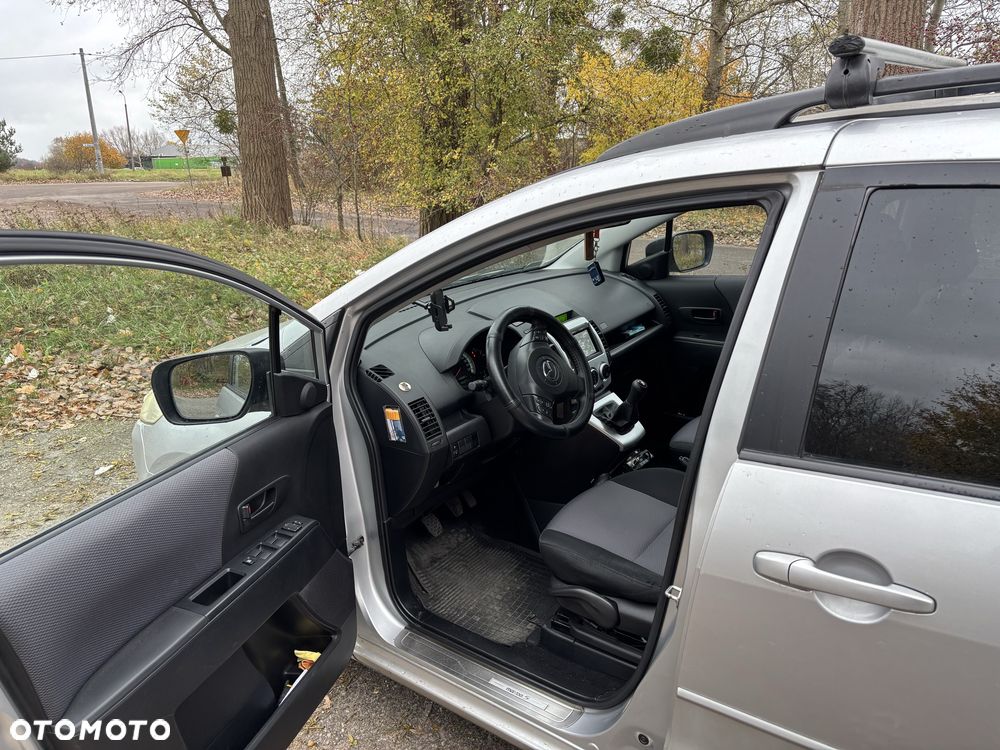 Mazda 5 - 6