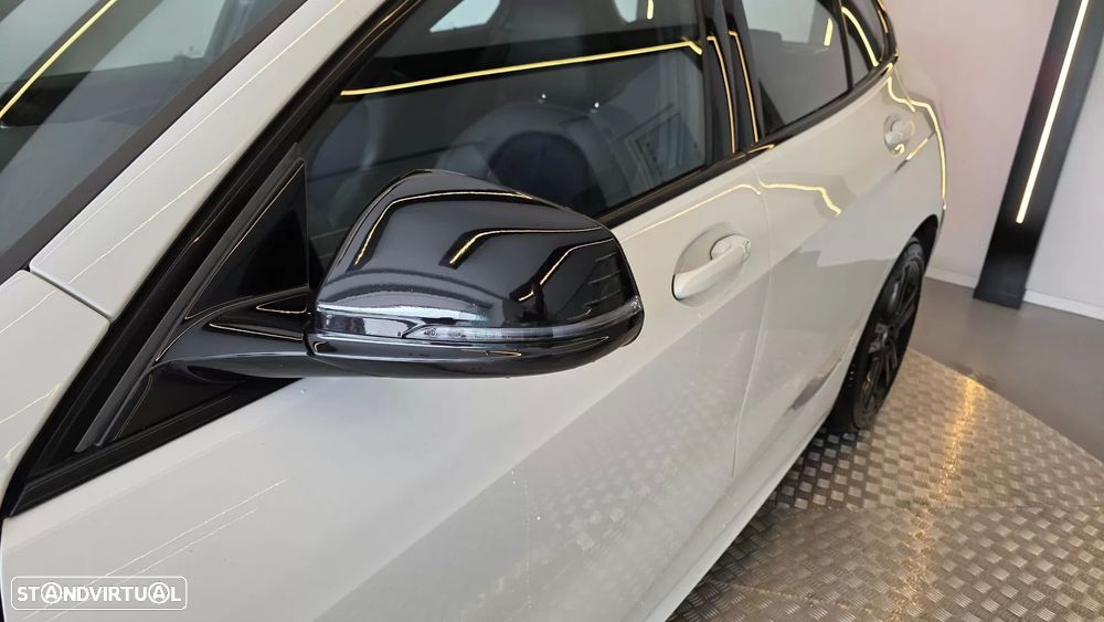 BMW 116 d Pack M - 27