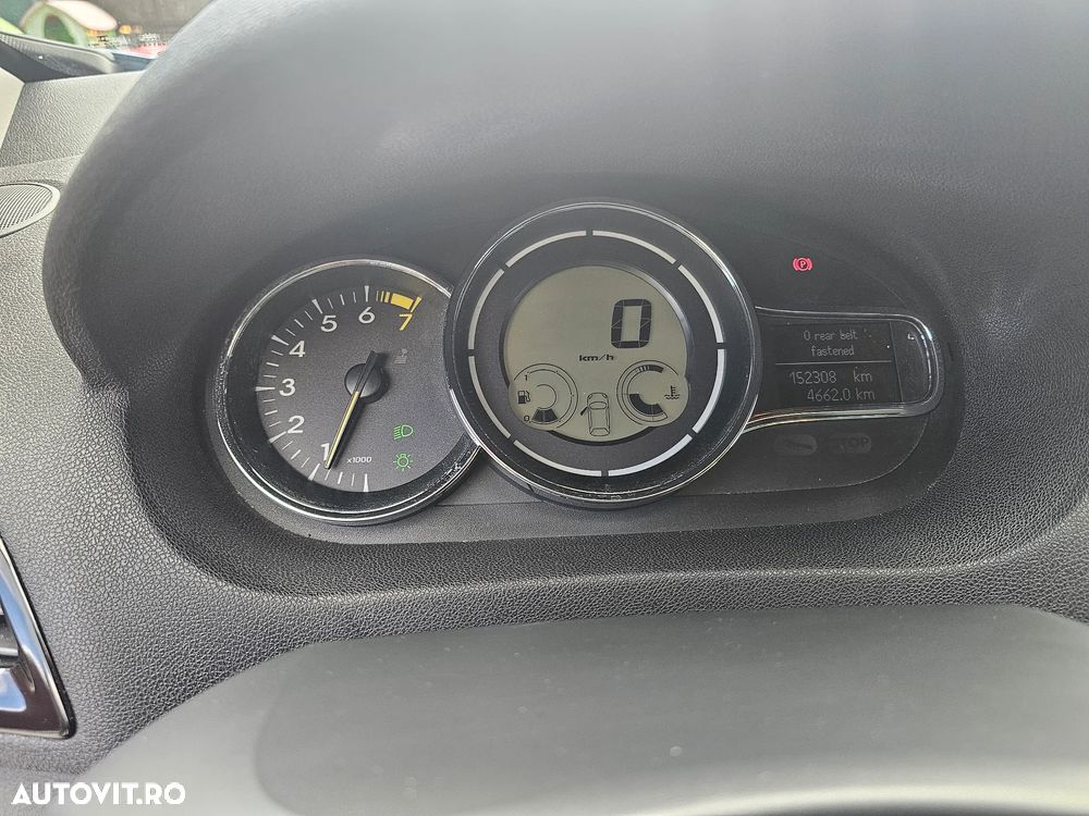 Renault Megane TCe 130 BOSE Edition - 9