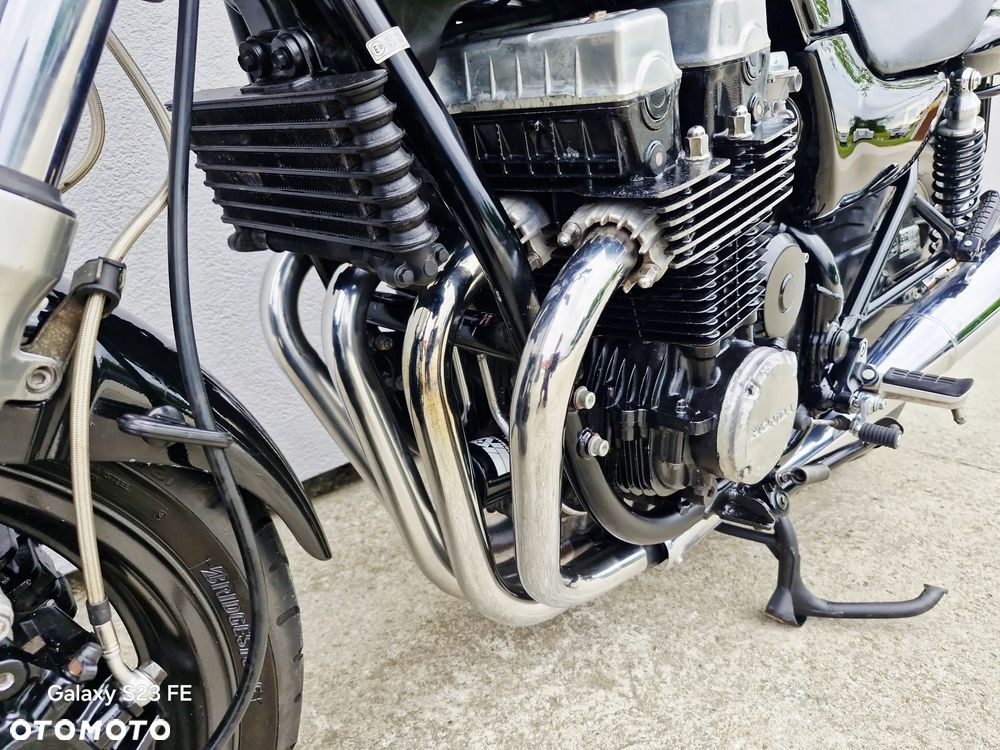 Honda CB - 24