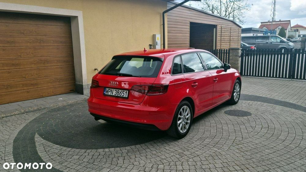 Audi A3 Sportback - 6