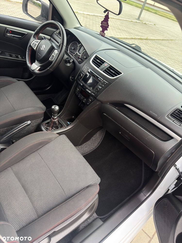 Suzuki Swift 1.6 Sport - 13