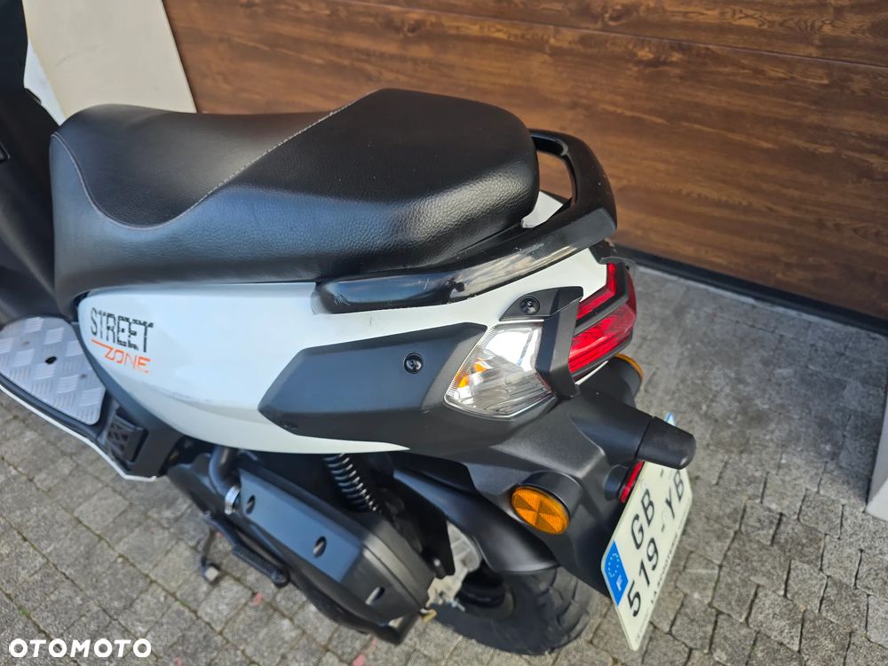 Peugeot Kisbee - 27