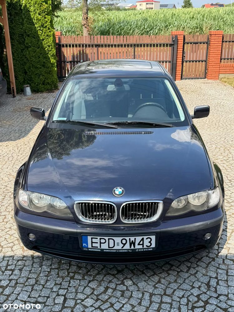 BMW Seria 3 318i - 3
