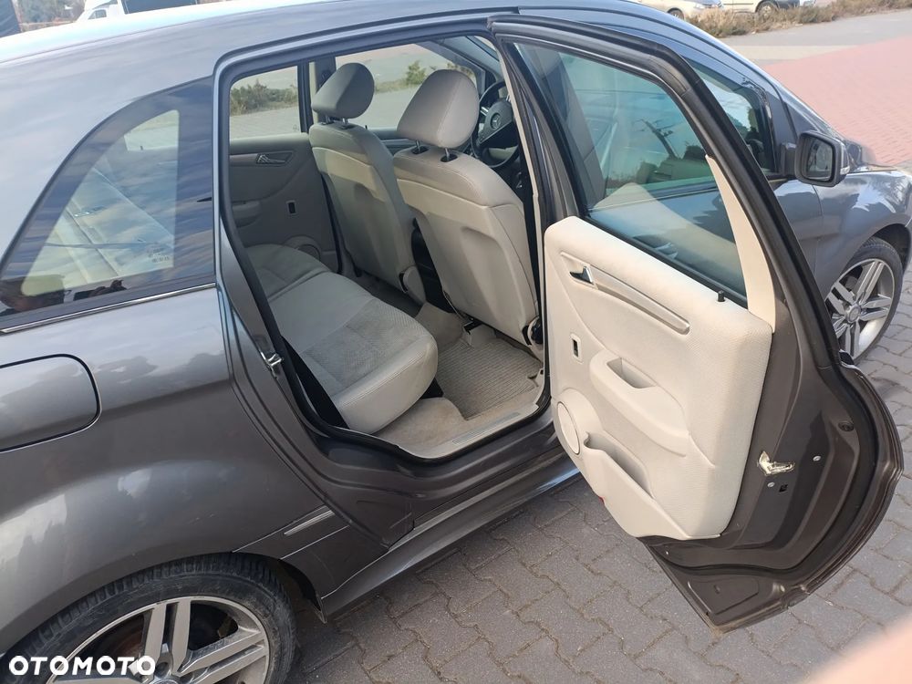 Mercedes-Benz Klasa B - 8