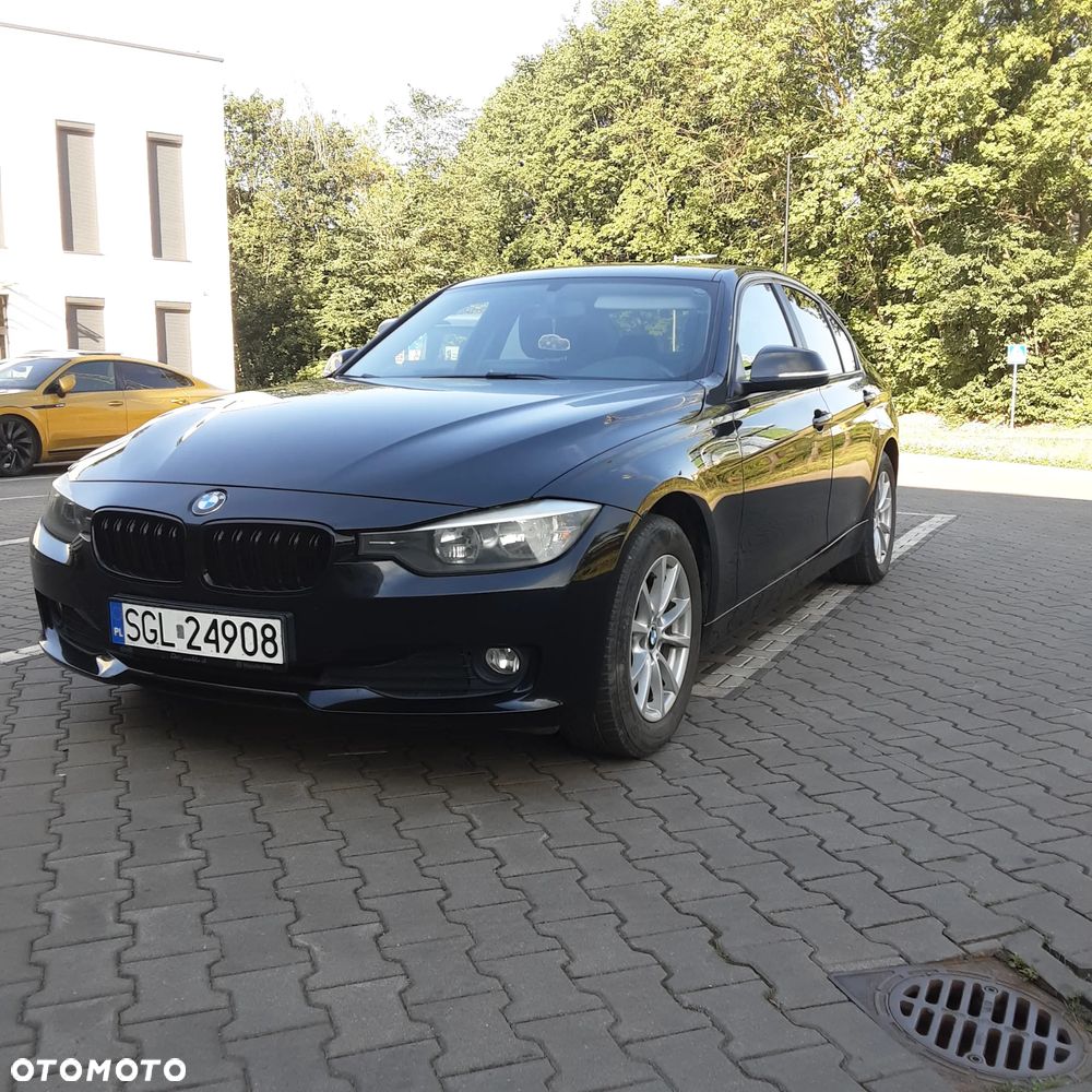 BMW Seria 3 316i - 1