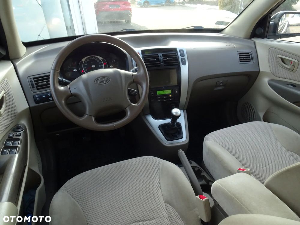 Hyundai Tucson 2.0 CRDi 4WD GLS - 8