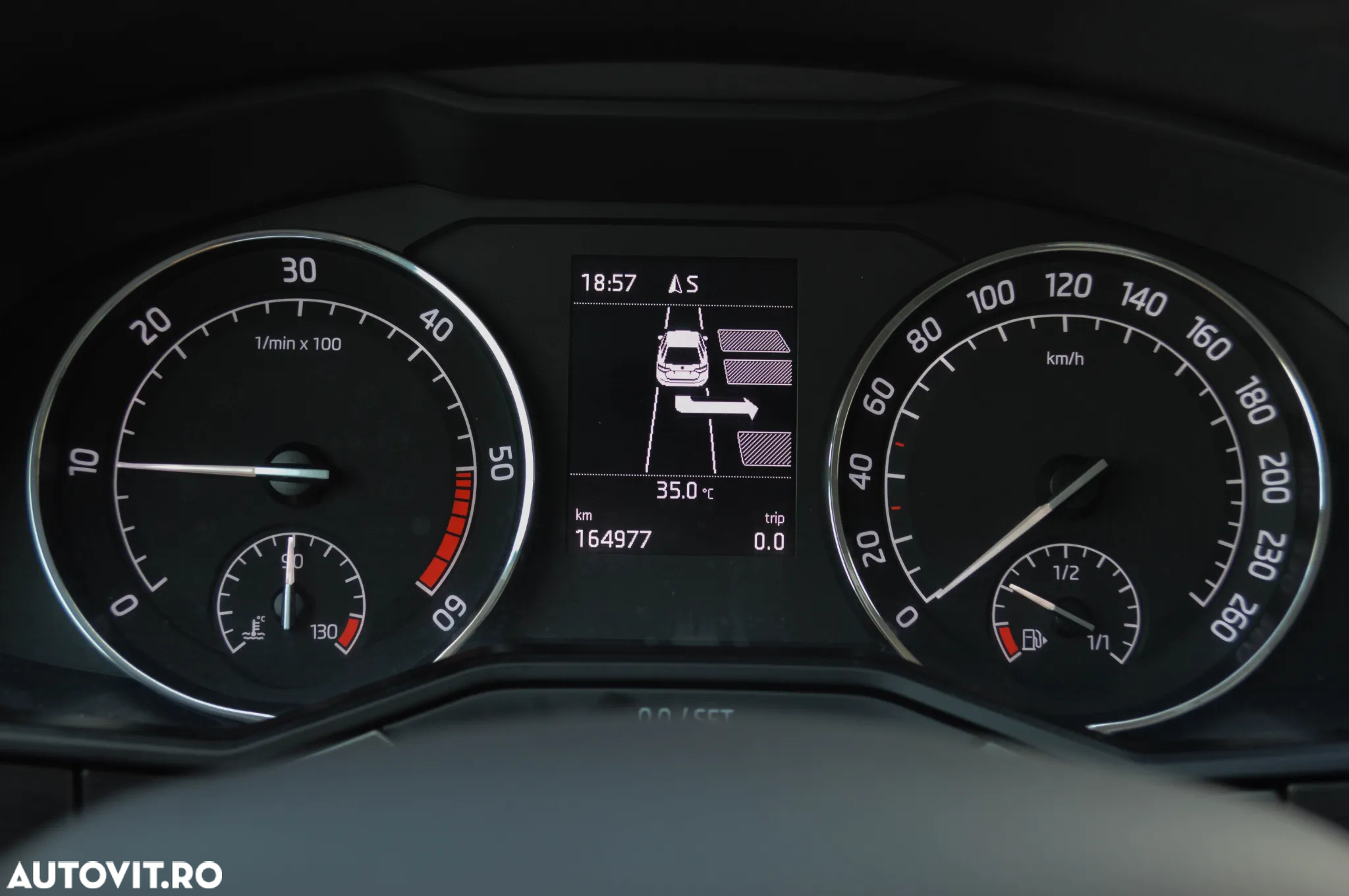 Skoda Superb Combi 2.0 TDI Style - 19