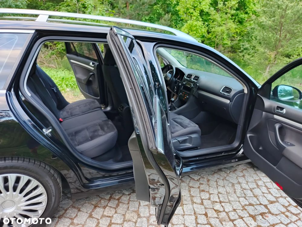 Volkswagen Golf 2.0 TDI DPF Highline - 6