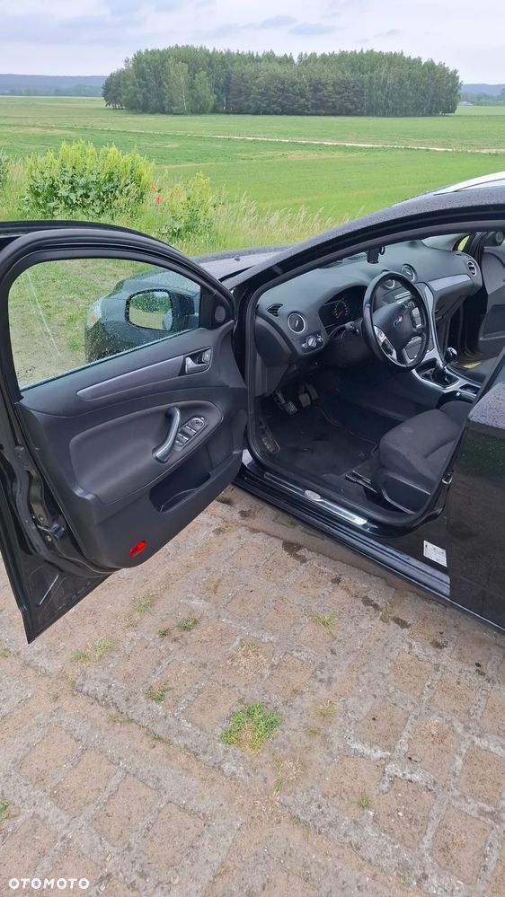 Ford Mondeo 2.0 TDCi Ambiente - 6