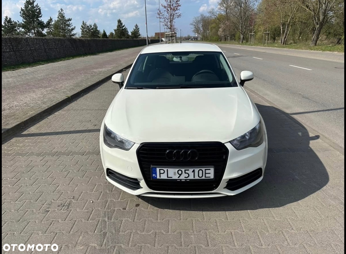 Audi A1 1.6 TDI Attraction - 2