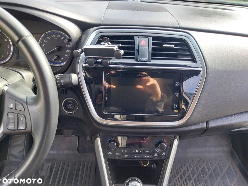 Suzuki SX4 S-Cross 1.4 SHVS Premium - 22
