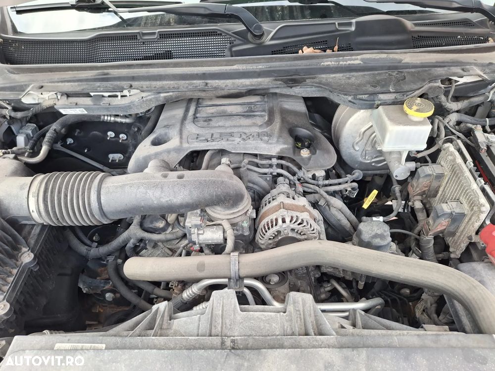 Dodge RAM - 12