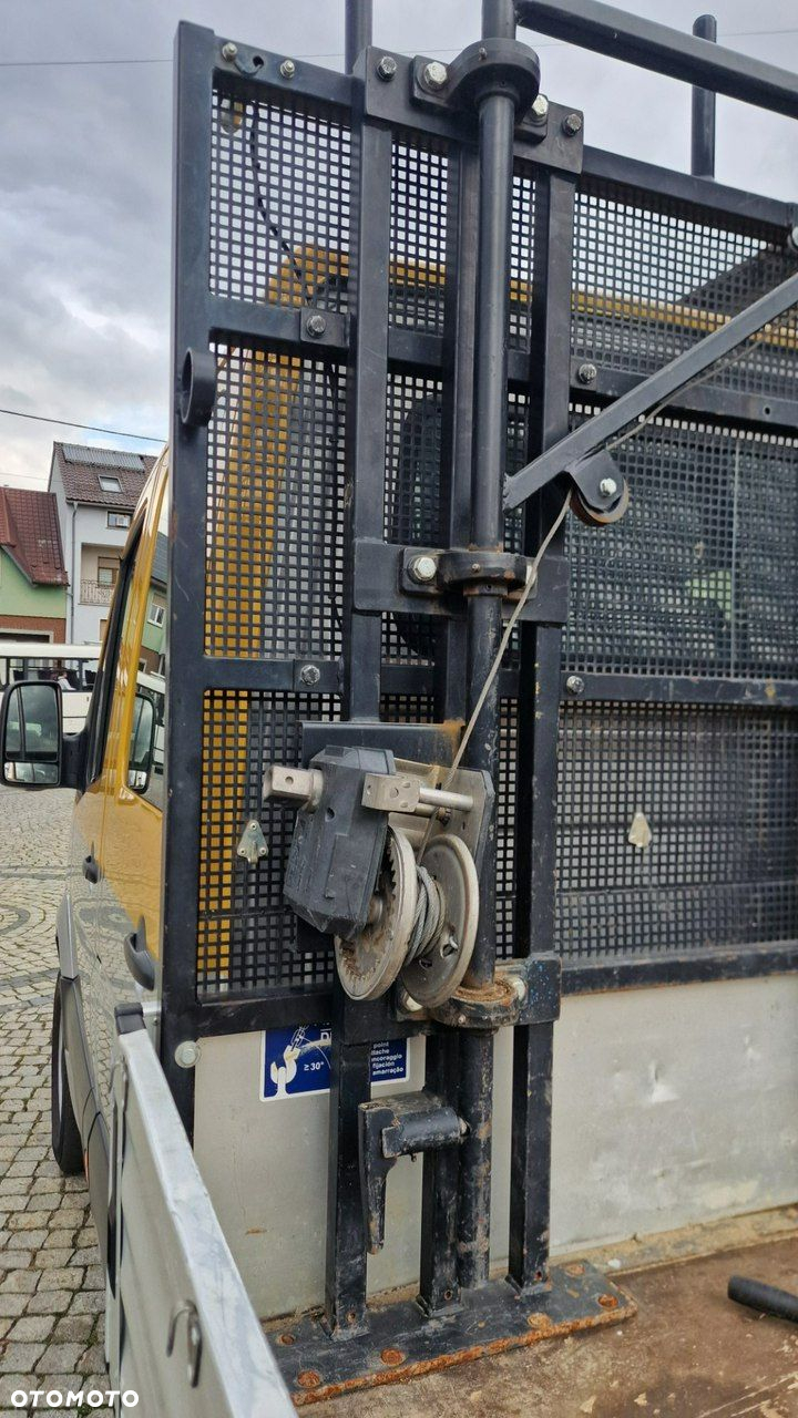 Mercedes-Benz Sprinter - 18