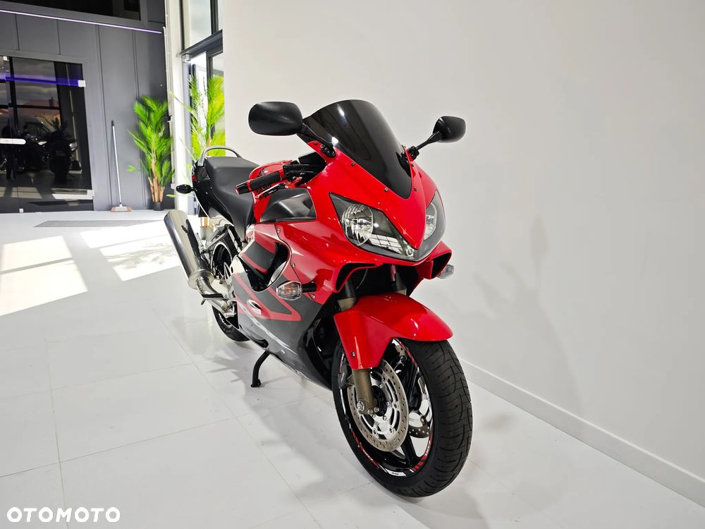 Honda CBR - 6