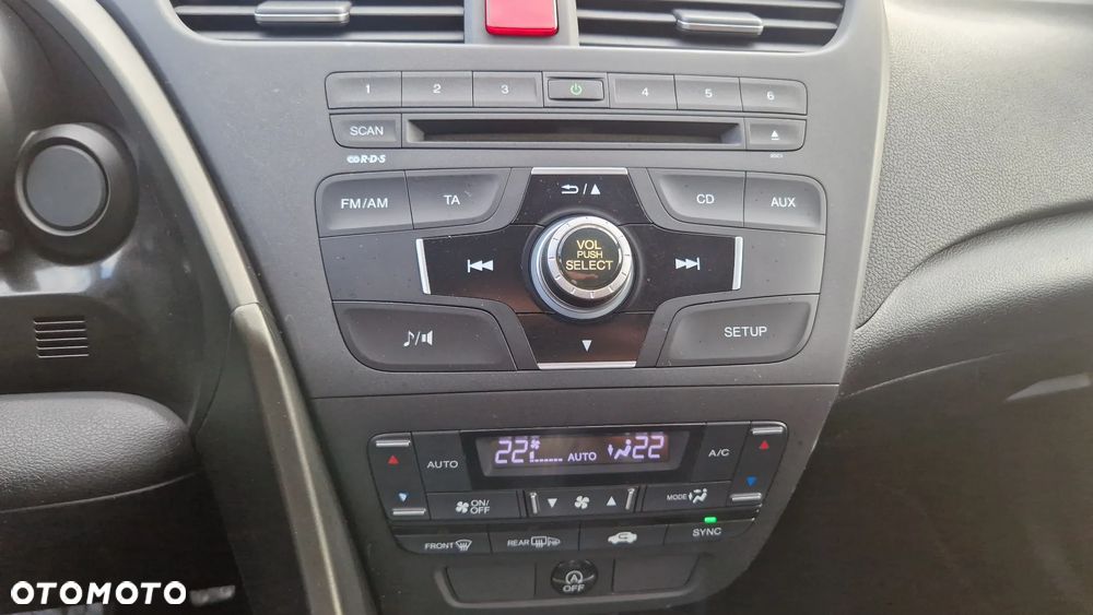 Honda Civic 1.8 i-VTEC Comfort Black Edition - 18