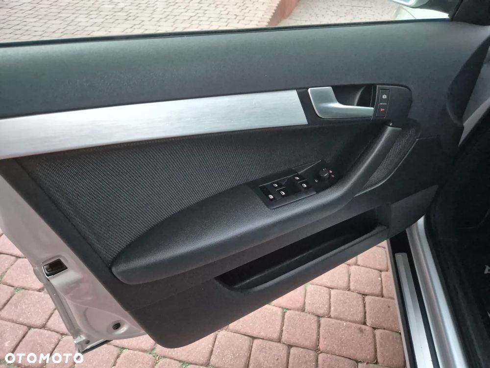 Audi A3 Sportback 2.0 TDI DPF S line Sportpaket (plus) - 25