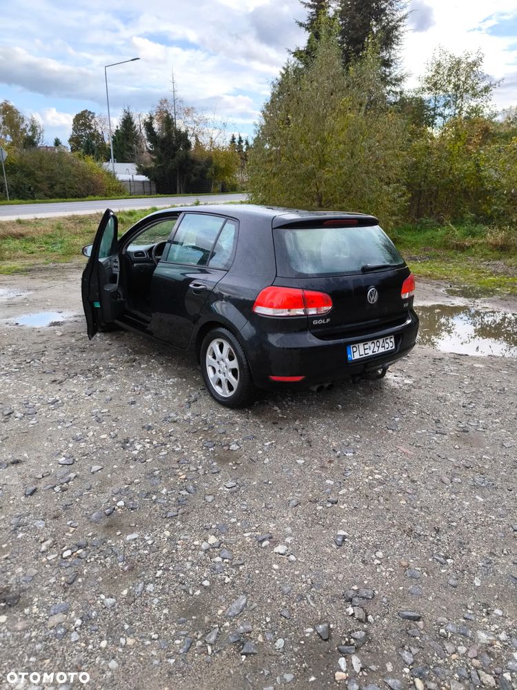 Volkswagen Golf VI 2.0 TDI Comfortline - 4