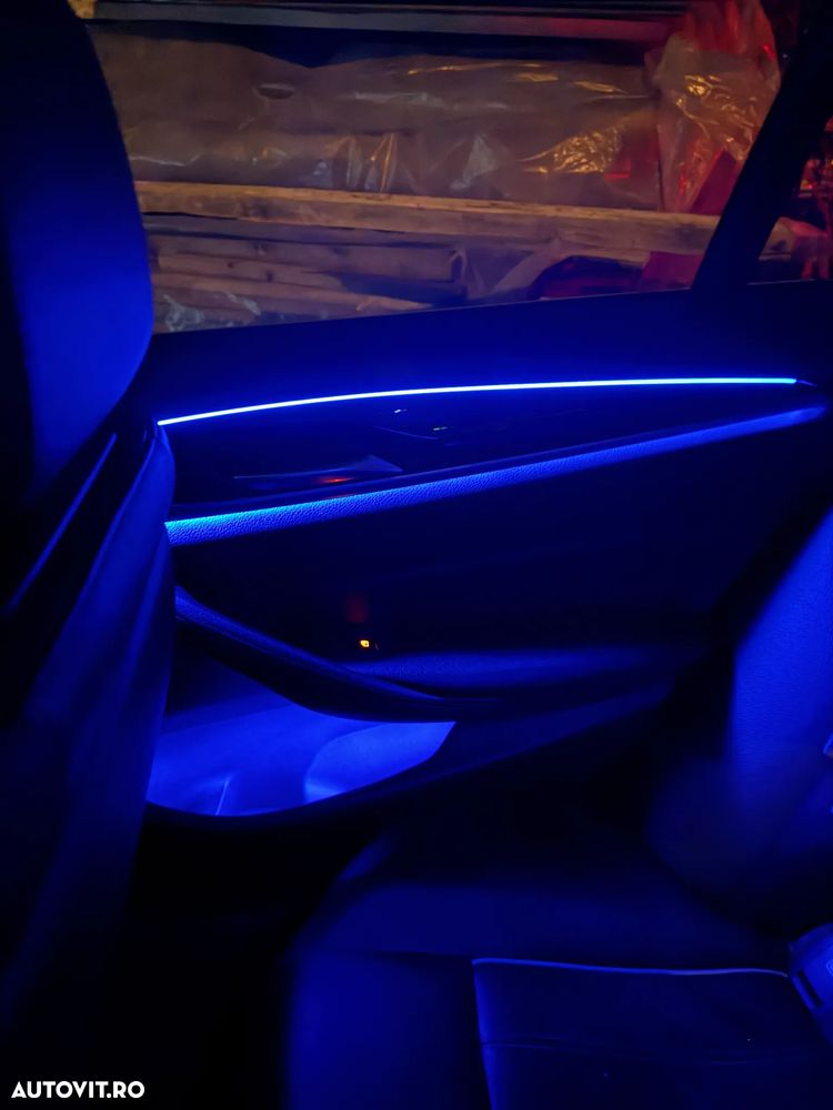 BMW Seria 5 520d xDrive Aut. Luxury Line - 30