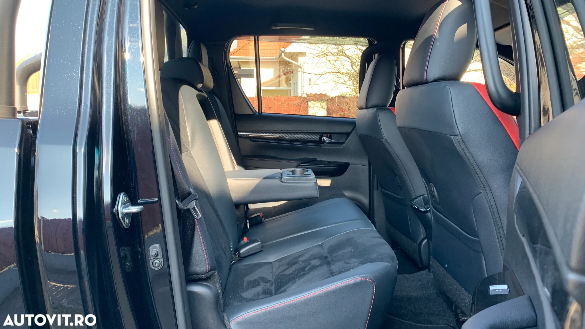 Toyota Hilux 2.8D 204CP 4x4 Double Cab AT GR Sport II - 21