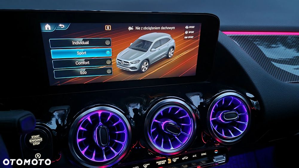 Mercedes-Benz GLA 200 AMG Line - 30
