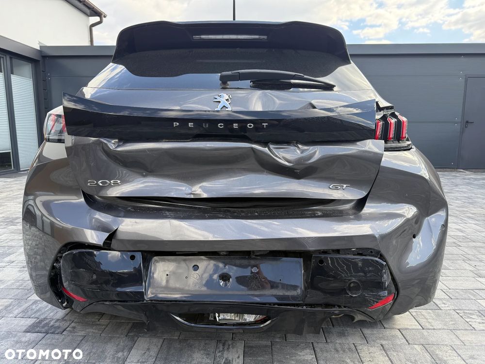 Peugeot 208 PureTech 100 EAT8 GT Pack - 11
