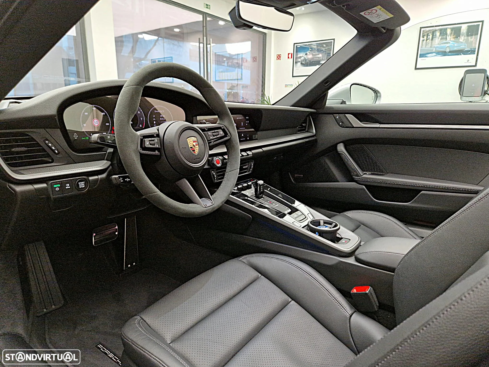 Porsche 911 (992) Carrera - 18