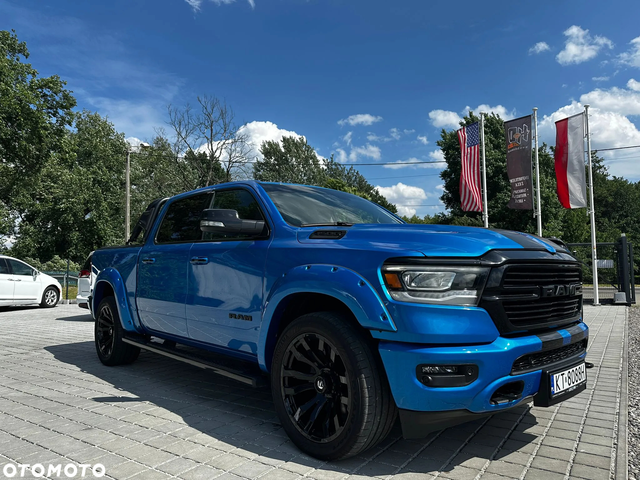 RAM 1500 Crew Cab Laramie - 3