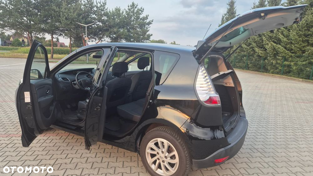 Renault Scenic dCi 110 LIMITED - 22