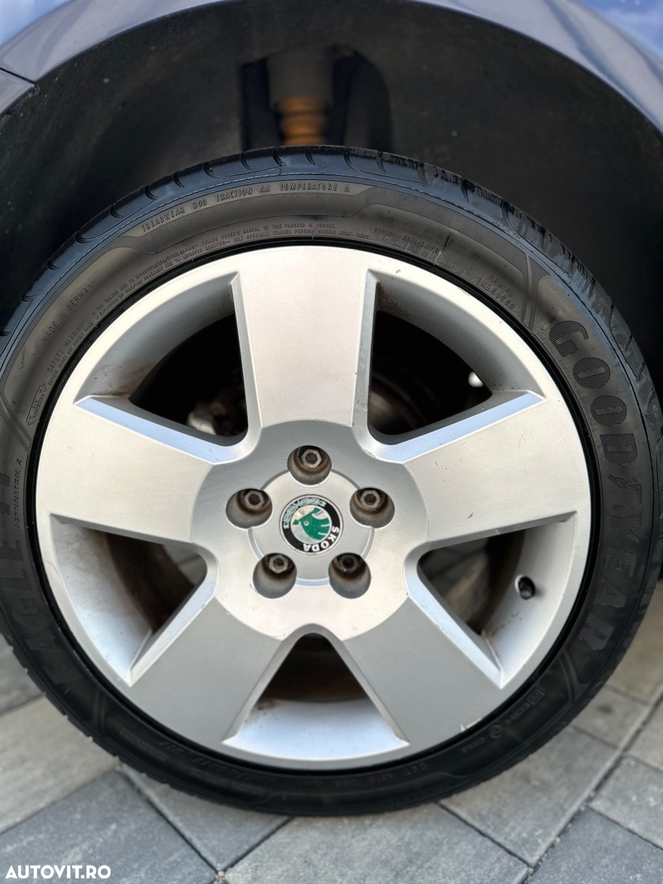 Skoda Superb 1,9 TDI Elegance - 15