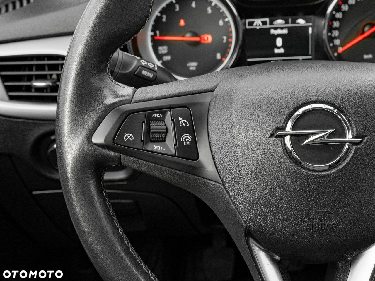 Opel Astra V 1.2 T Edition S&S - 18