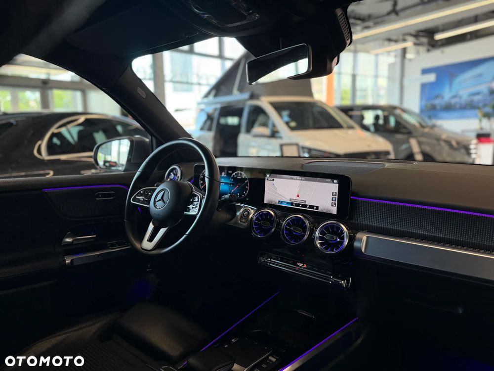 Mercedes-Benz GLB 250 4-Matic AMG Line 8G-DCT - 9
