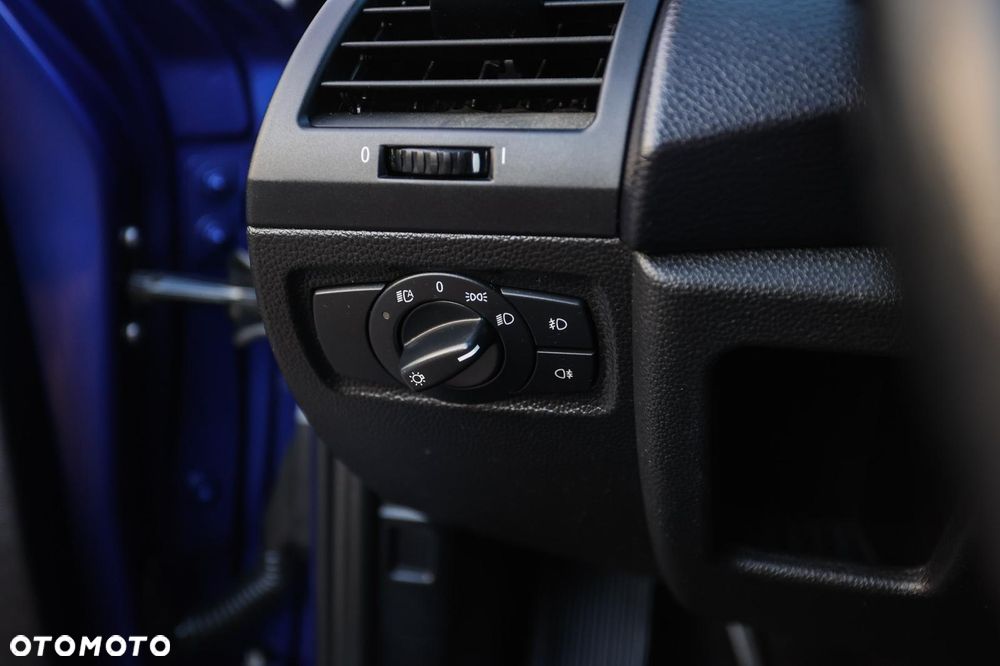 BMW Seria 1 118d - 37