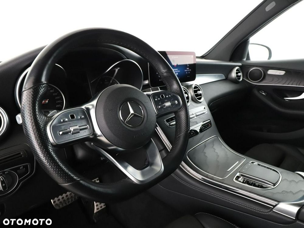 Mercedes-Benz GLC - 15