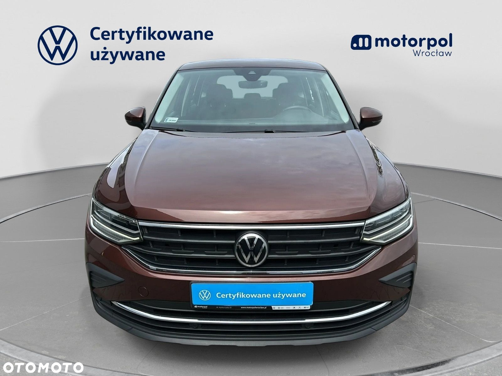 Volkswagen Tiguan - 11