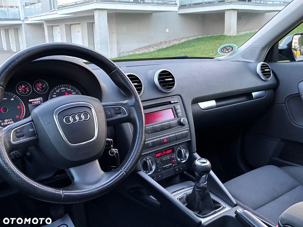 Audi A3 Sportback 2.0 TDI DPF Ambition - 13
