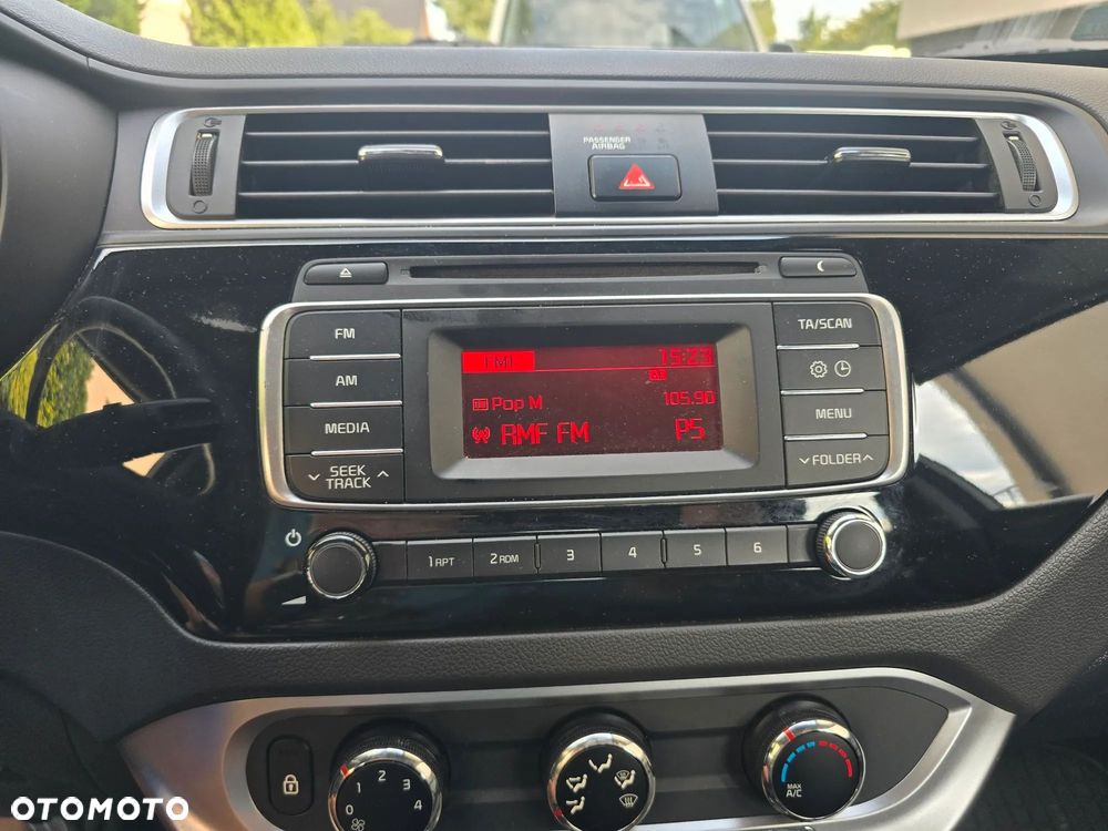 Kia Rio 1.2 Business Line - 17