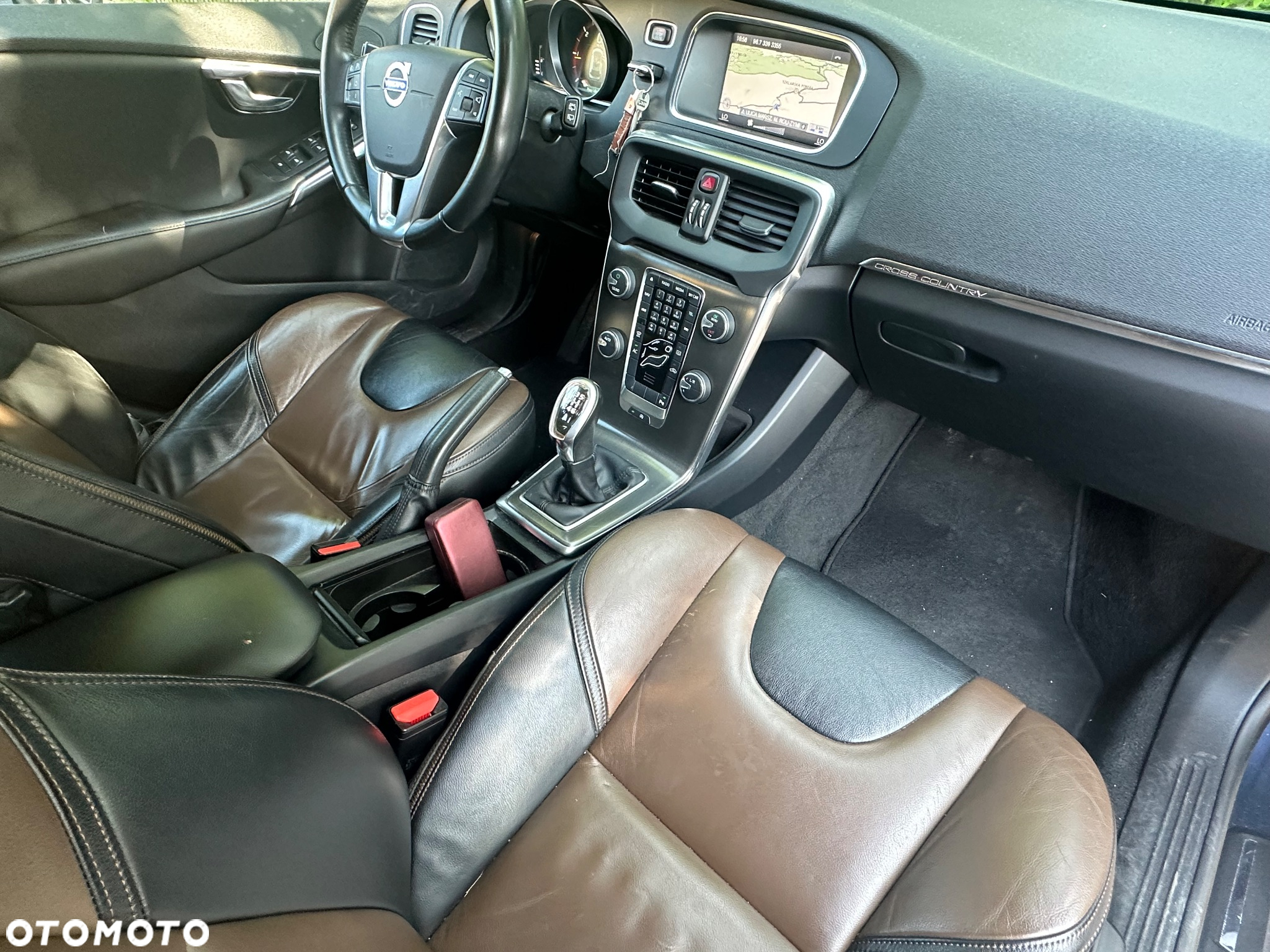 Volvo V40 Cross Country D2 Summum - 3