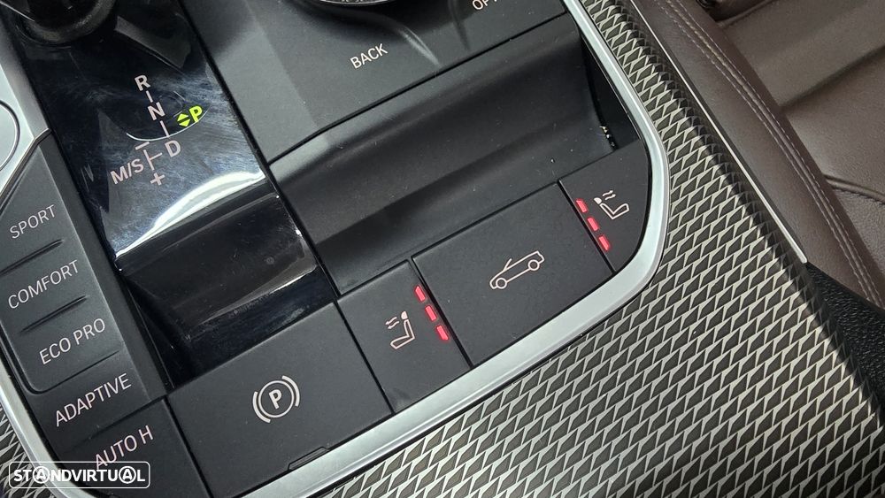BMW 420 d Pack Desportivo M Auto - 34