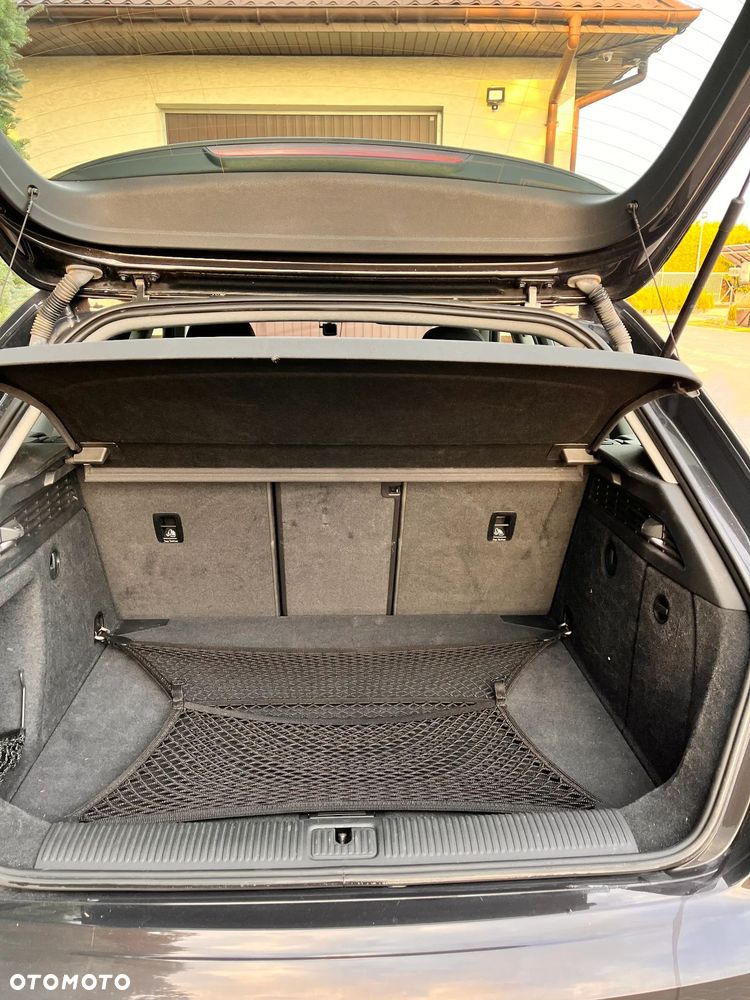 Audi A3 Sportback - 11