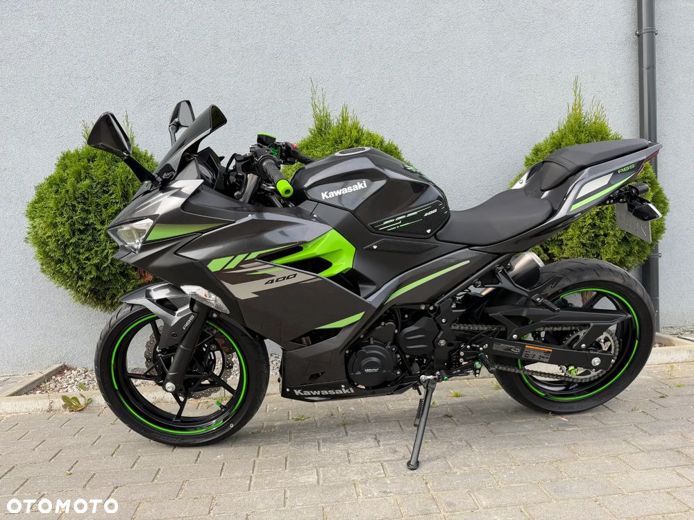 Kawasaki Ninja 400 - 9