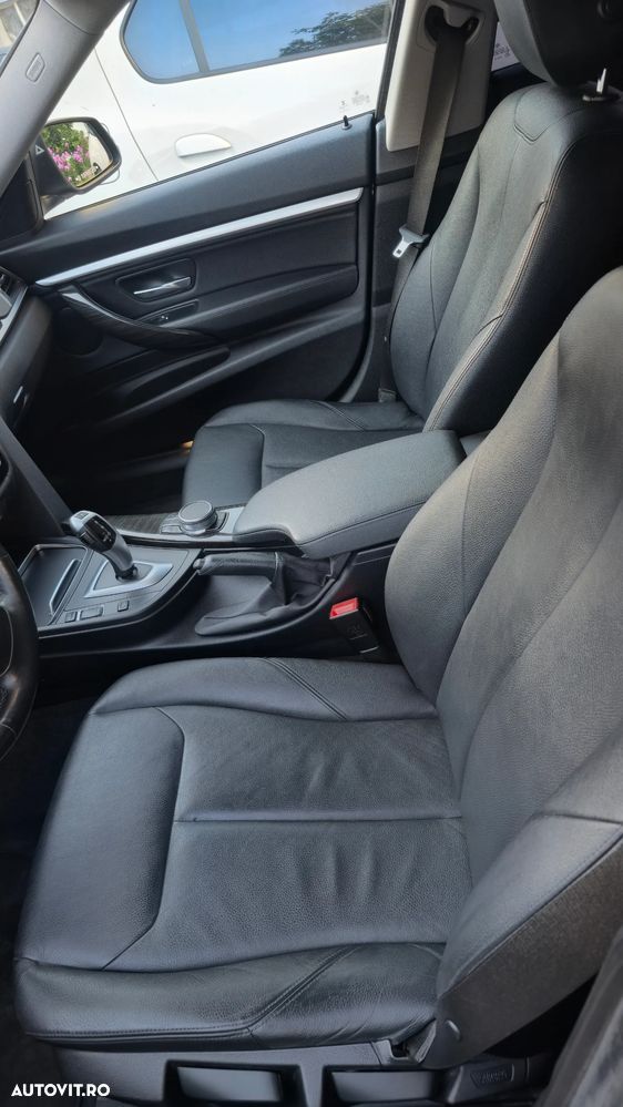 BMW Seria 3 320i xDrive AT - 14