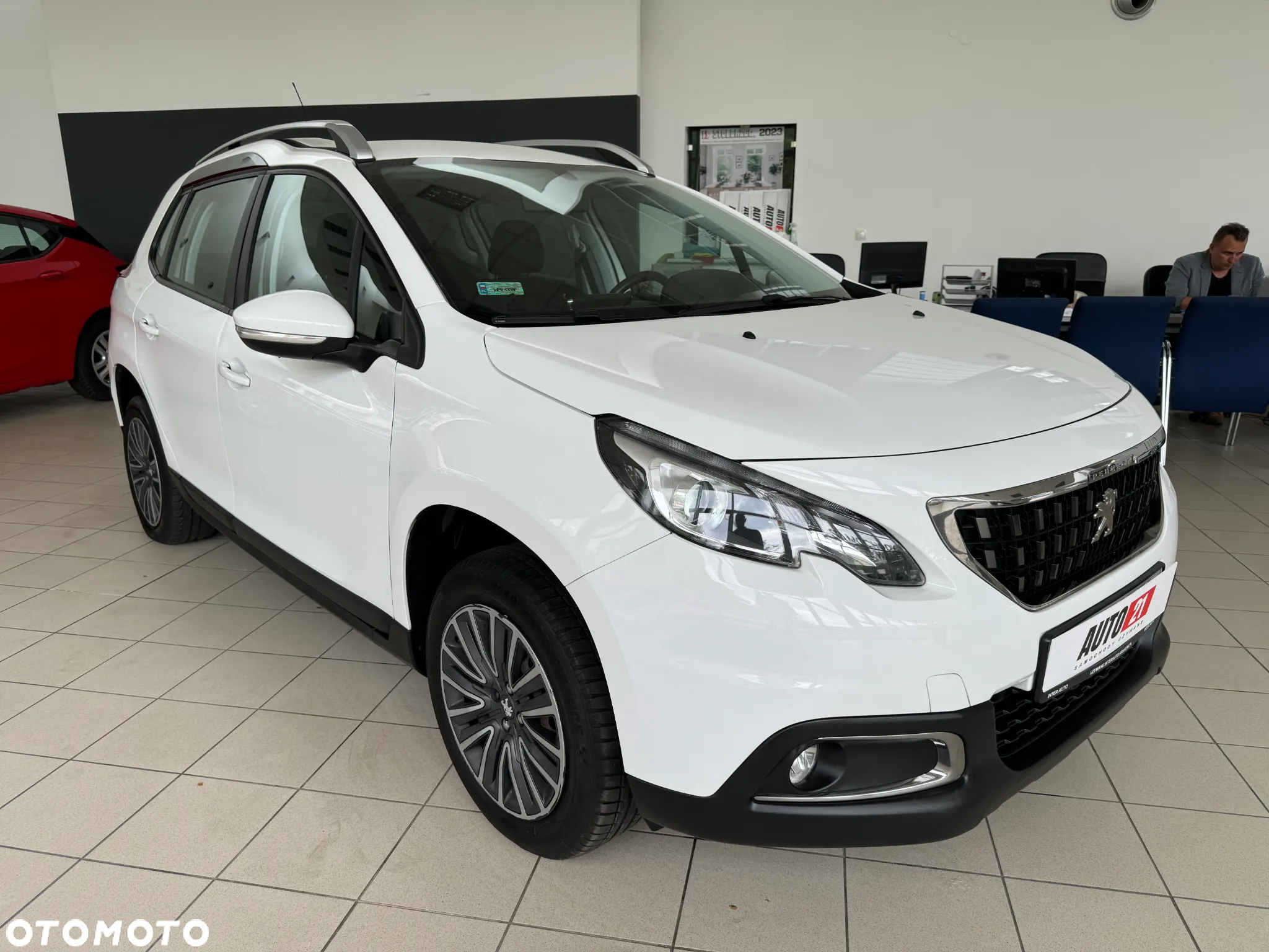 Peugeot 2008 1.2 Pure Tech Active EU6 - 7