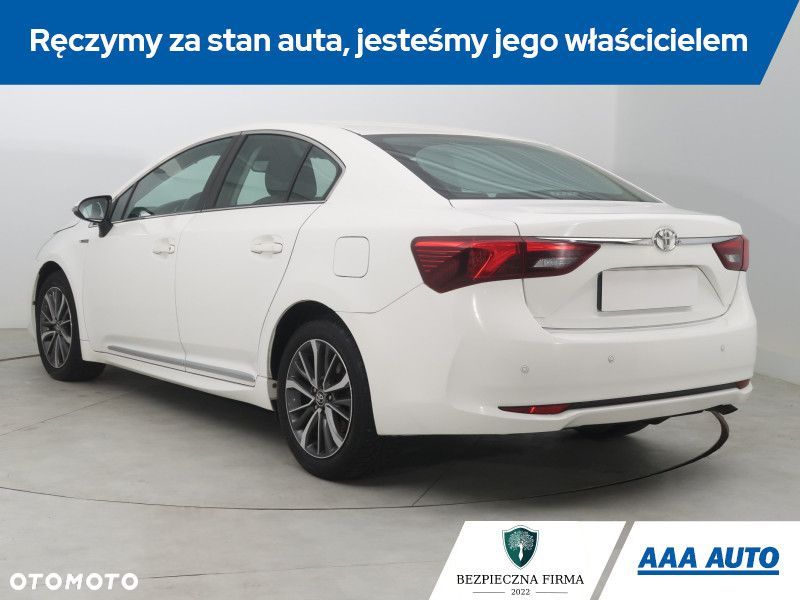 Toyota Avensis - 6