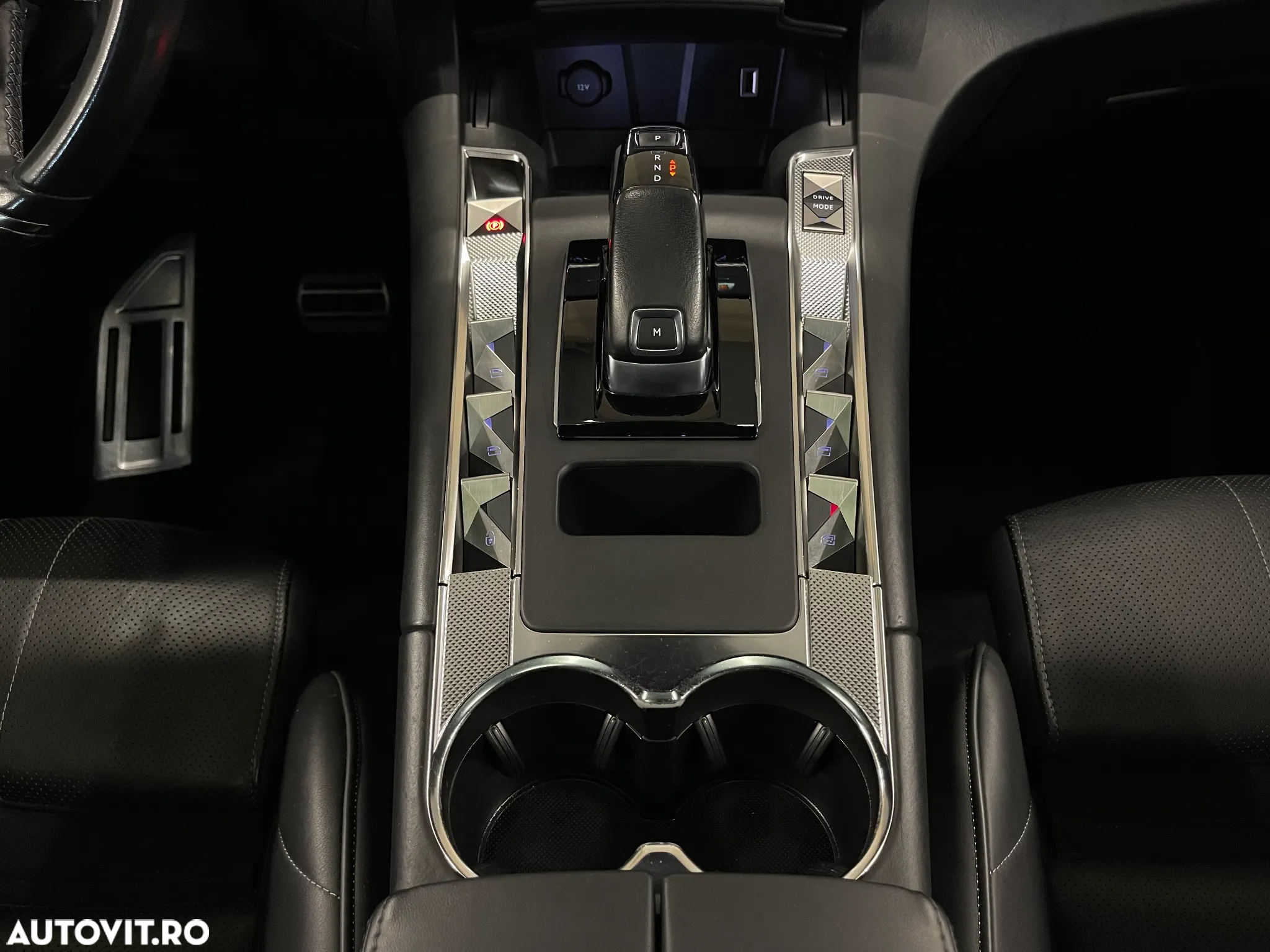 DS Automobiles DS 7 Crossback - 28